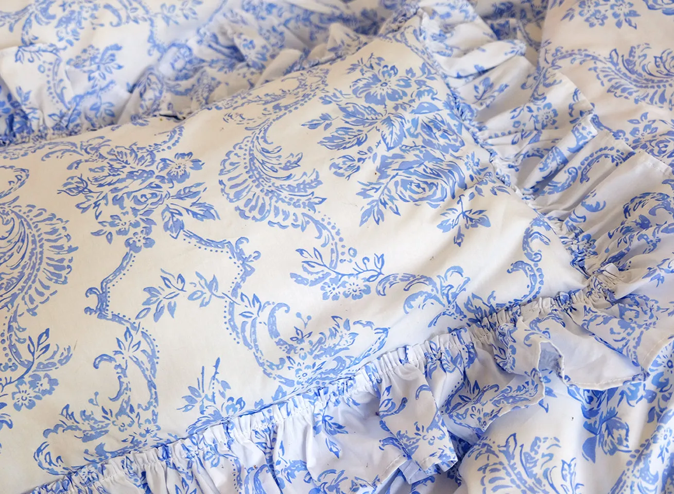 Trellis Damask Bedding - Teacup Blue
