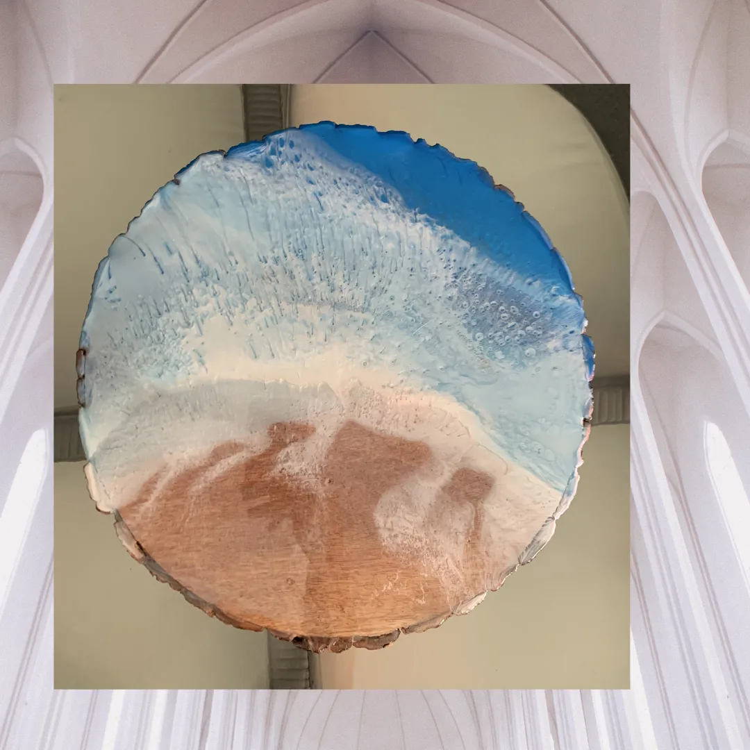 Wood & Resin Mini Table beach style