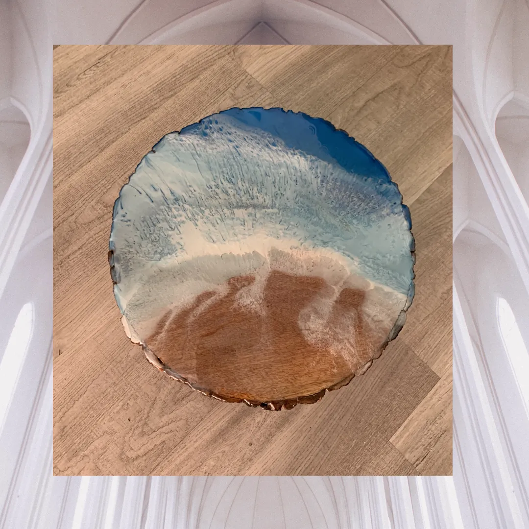 Wood & Resin Mini Table beach style